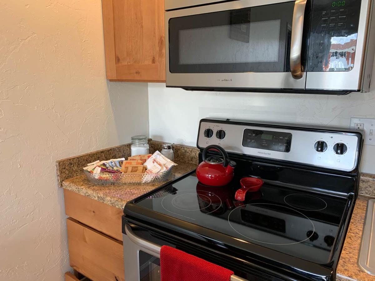 レックスバーグ The Wing At Kingston Eastアパートホテル エクステリア 写真